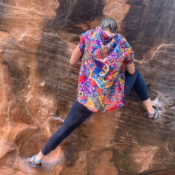 Vintage EL LA Design Silk Button Down - Picture 4 of 7